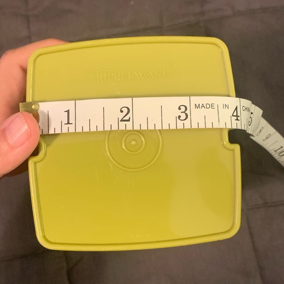 Tupperware pickle container - Picture 7 of 11